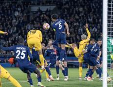 IM体育在线注册-包含巴黎圣日耳曼压胜多特蒙德，艰苦求胜的词条