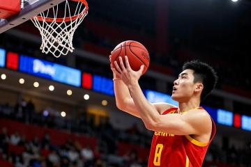 IM体育App下载-广东男篮再度胜出，紧紧握住领先位置的简单介绍