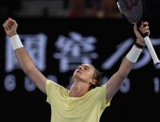 IM体育官网-南美选手斗志昂扬，赛场精彩表现