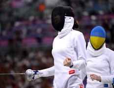 IM Sport-卢森堡击剑选手在比赛中获胜