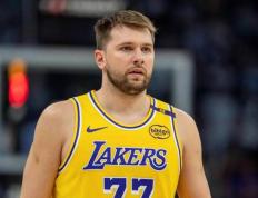 IM体育在线注册-灰熊轻取辽宁队，东契奇点燃赛场的简单介绍