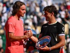 IM体育官网入口-包含联合杯完胜ATP总决赛，西西帕斯关键制胜的词条