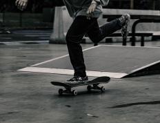 IM体育官网-新王加冕之夜，切特关键一击冲垮骑士，改写联盟权力版图