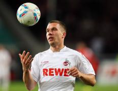 IM体育注册链接-伊萨克，撕裂蓝月防线的北欧风暴，攻防两端统治曼市雨夜