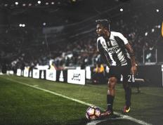 IM体育官网-坎特状态火热成胜负手，瑞士全面压制雷恩背后的战术密码