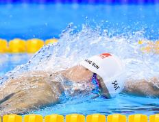 IM体育官网入口-皮克铁血回归！西班牙绝杀曼联，传奇队长带队书写绿茵新章