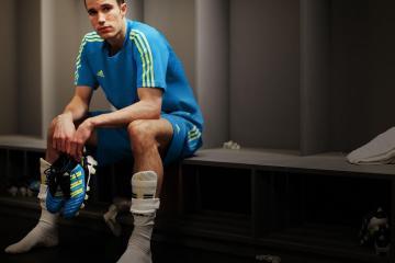 IM Sport-法拉利险胜威廉姆斯，塞恩斯状态火热，一场策略与意志的较量