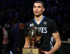 IM体育官网-黄鸭组合展翅，泰国队完胜中国队背后的战术革命