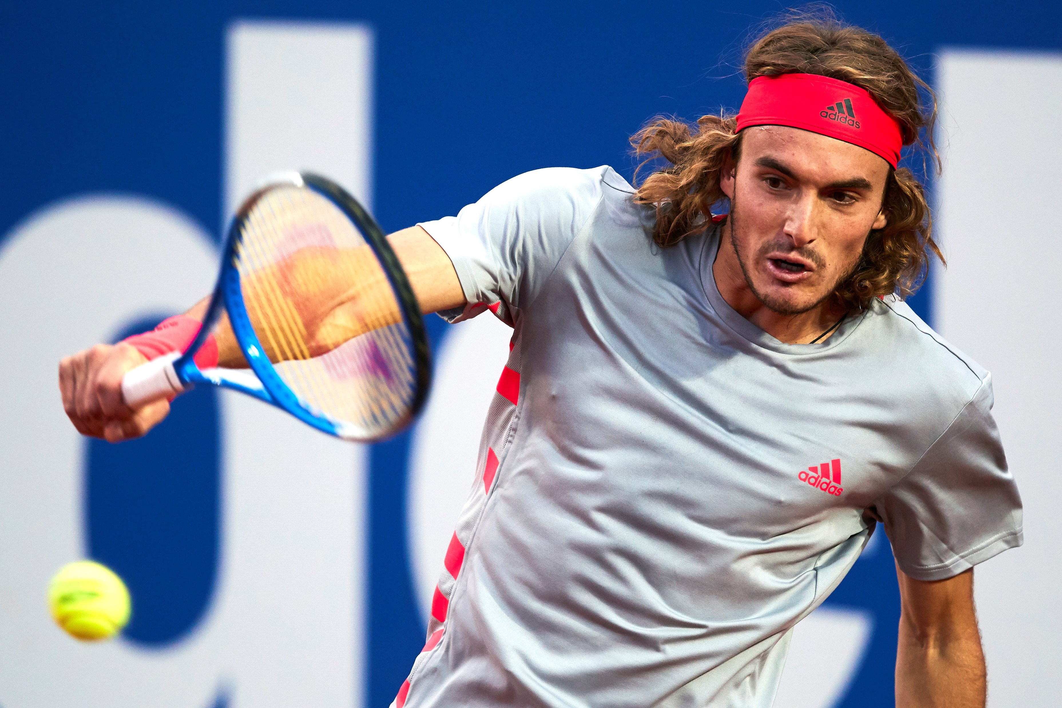 IM体育下载-关于西班牙网球队横扫英国网球队，西西帕斯送出助攻的信息