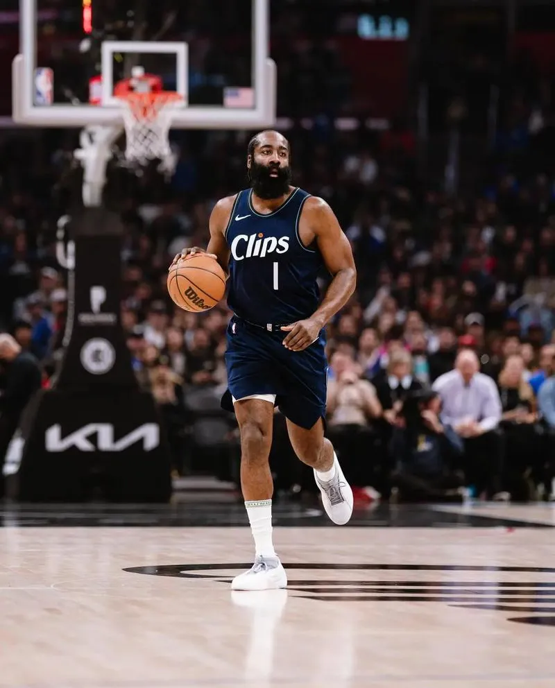 IM体育注册链接-关于马刺力克美国男篮，西蒙斯绝境逆转的信息