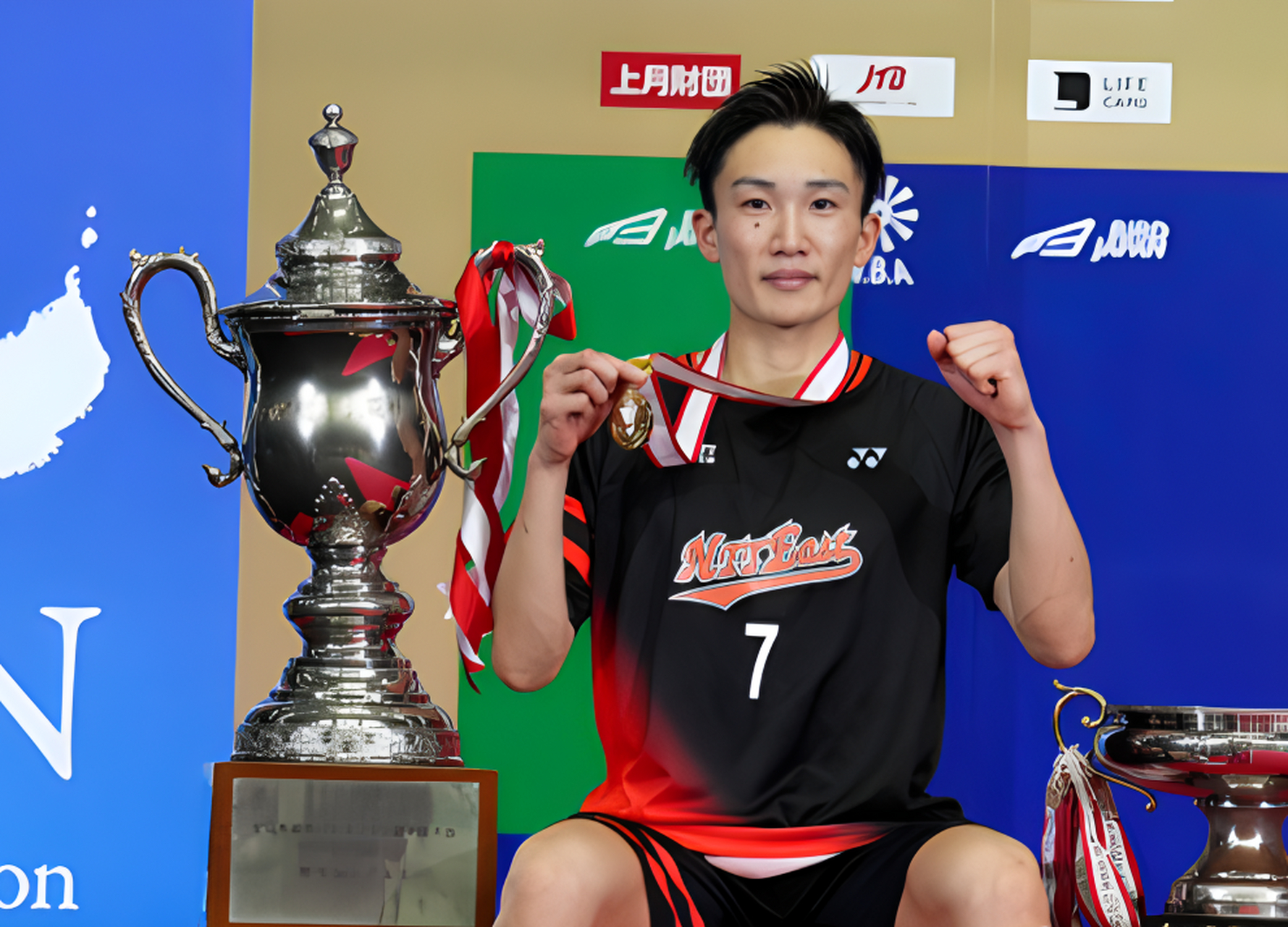 IM体育在线注册-包含英格兰羽毛球队碾压中国羽毛球队,桃田贤斗关键制胜的词条