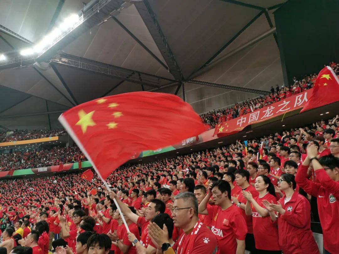 IM体育App下载-足球赛场热血搏杀燃爆,中国队目标前行的简单介绍