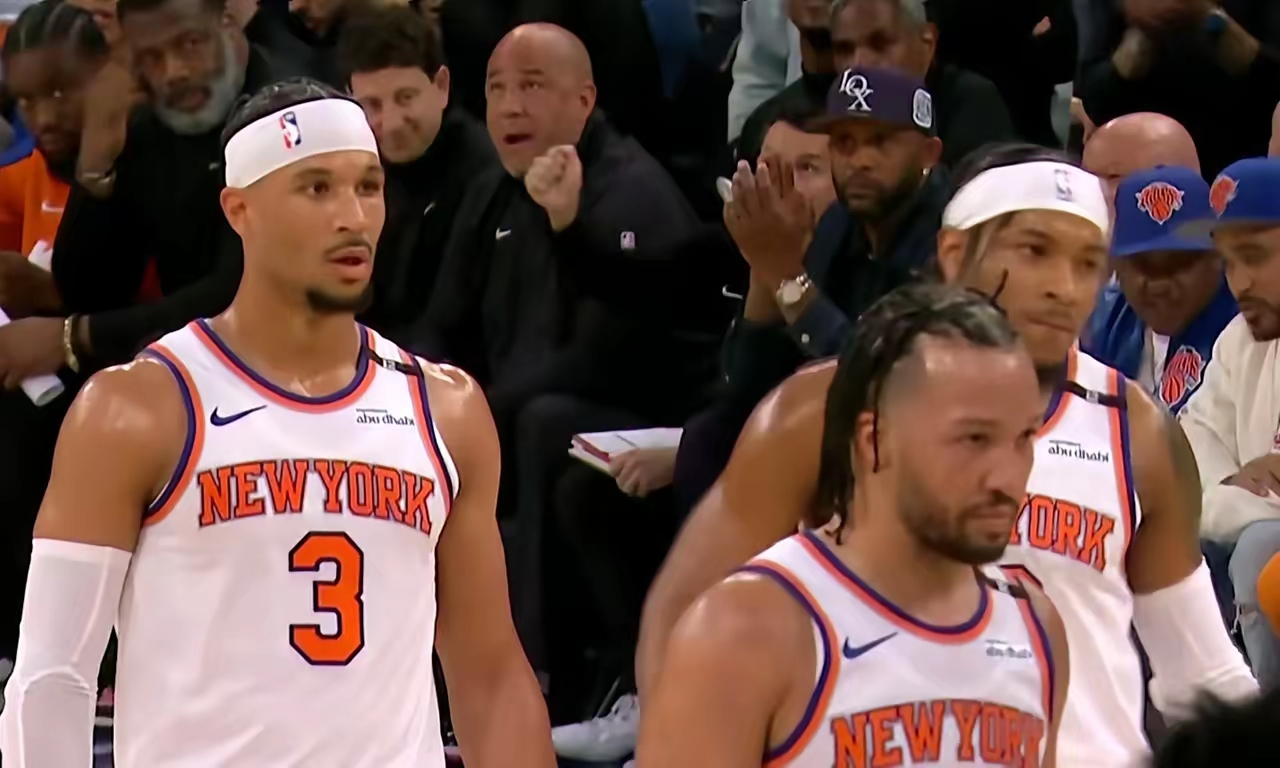 IM体育官网-尼克斯队在和小牛队的交战中顶住压力