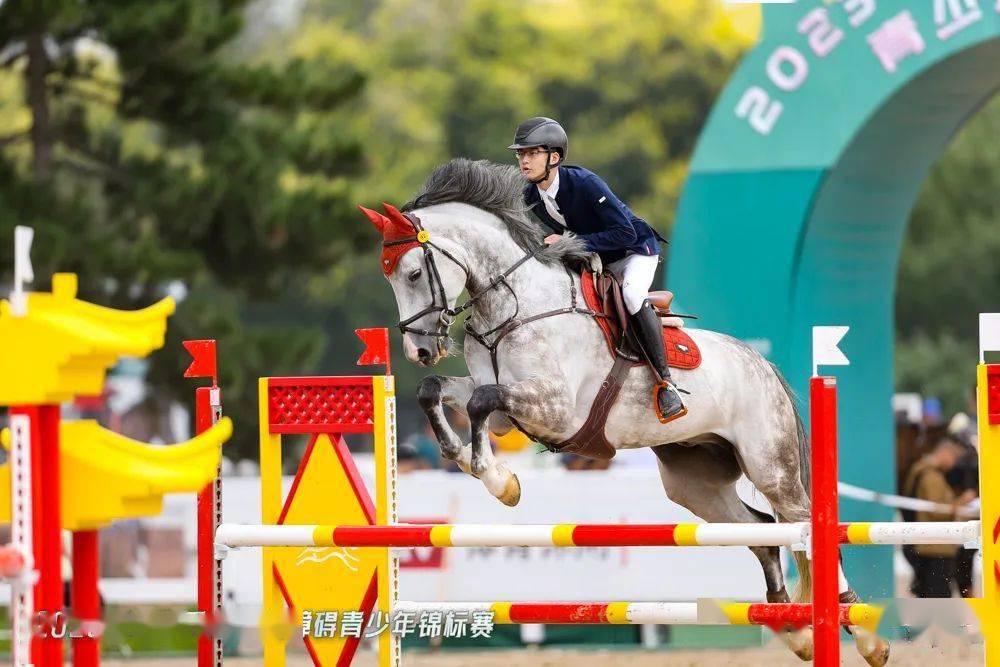 IM体育官网入口-刚果队在锦标赛中迎来新帅变阵