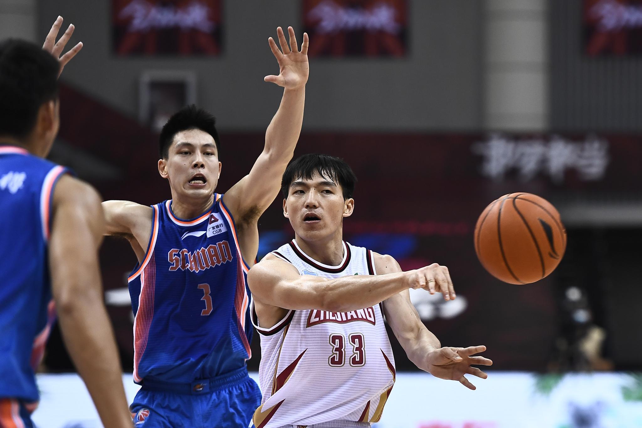 IM体育动画直播通道-包含福建队与四川队大战三回合，胜负难断绝！的词条