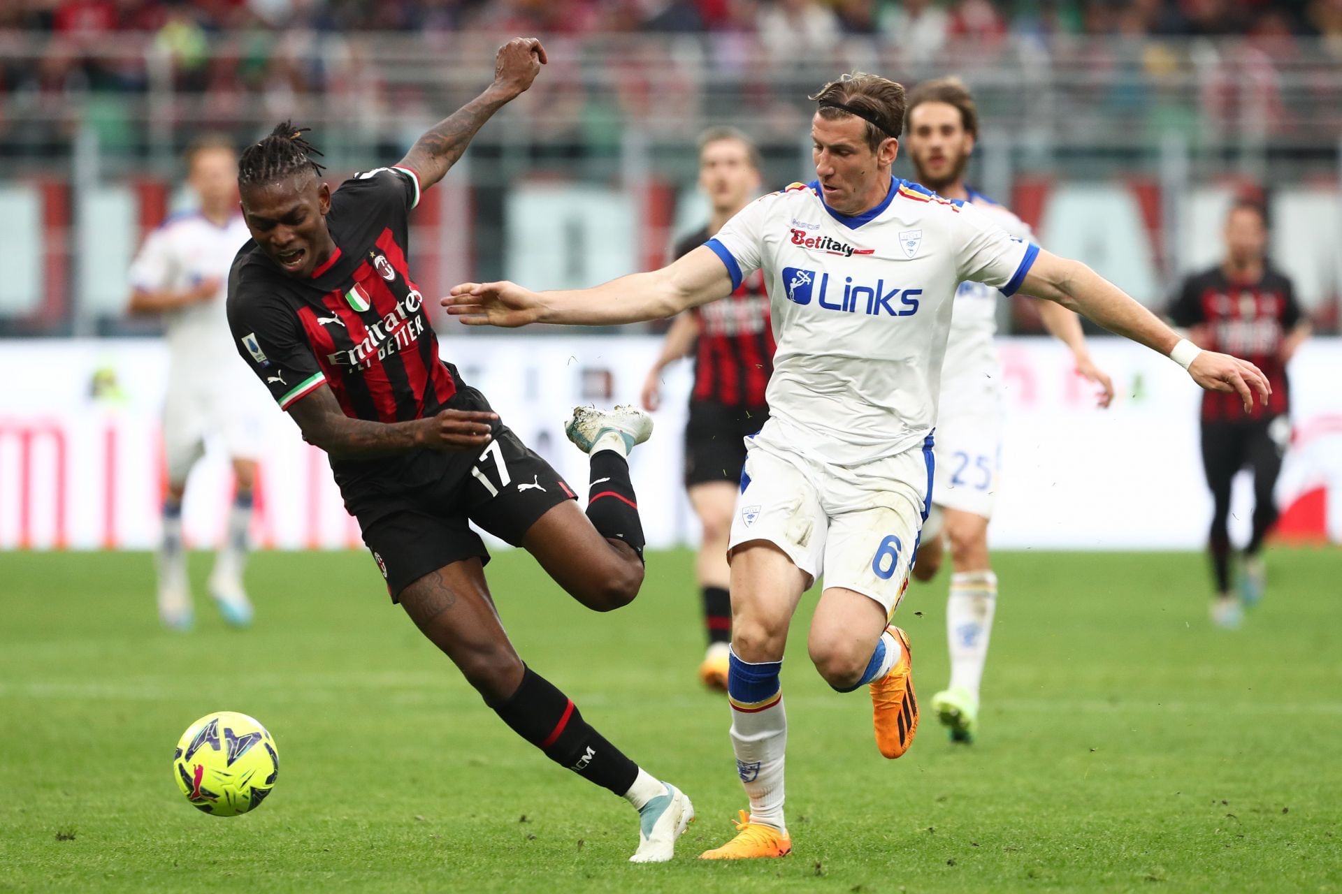 IM体育官网入口-包含AC米兰胜出，球队士气高涨的词条