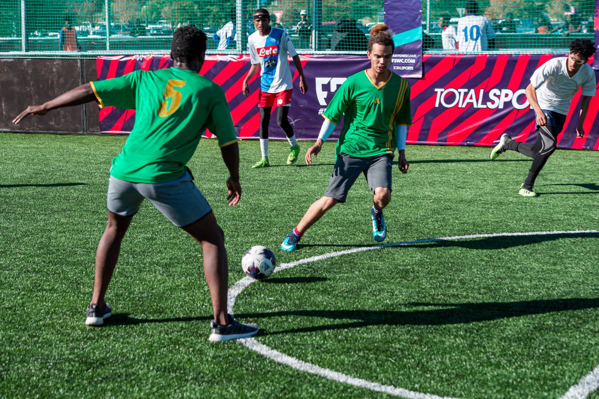 IM体育官网-包含南非足球育才计划大升级，根据选手特点合理调配训练课程的词条