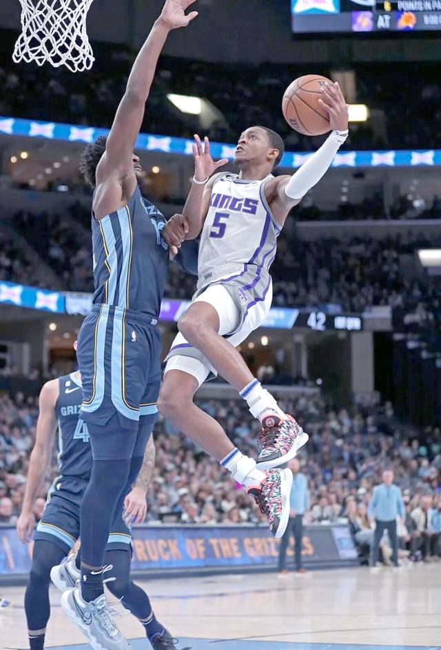 IM体育官方平台-国王碾压山东队，福克斯刷新纪录