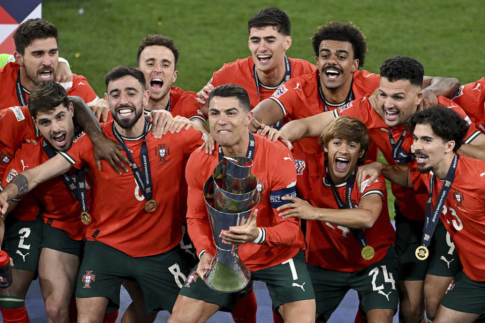 IM体育在线注册-葡萄牙轻取巴萨，卡拉斯科带队取胜