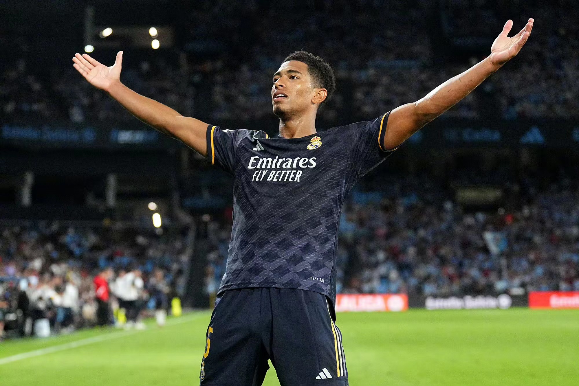 IM体育官方平台-包含利物浦绝杀罗马，贝林厄姆状态火热的词条