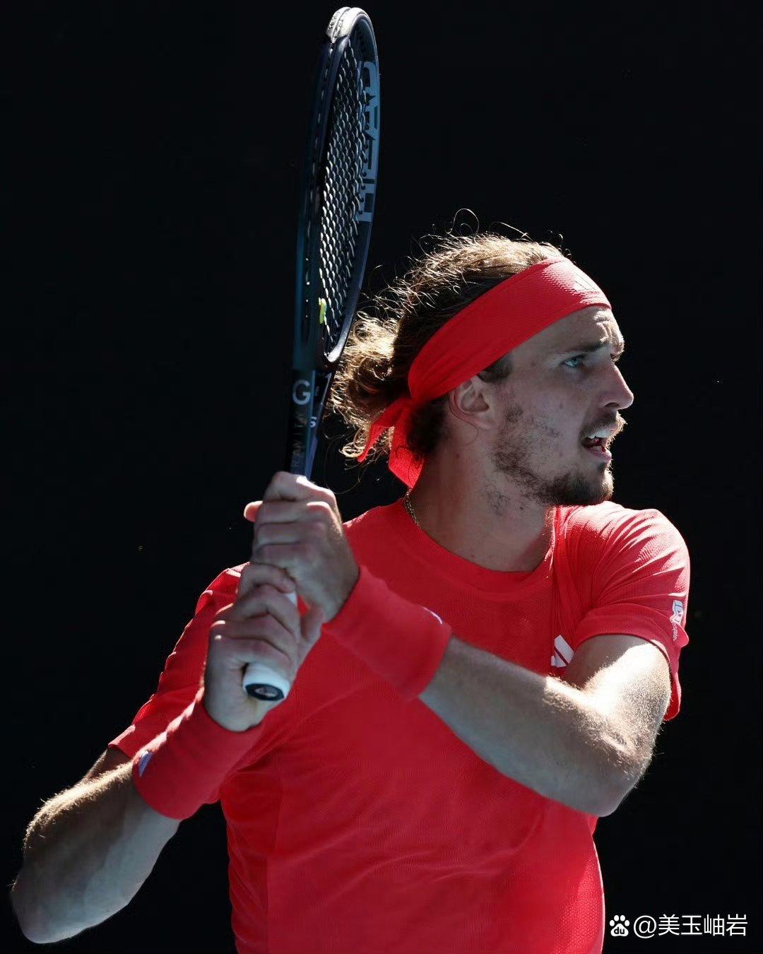 IM体育app-年终总决赛逆转戴维斯杯，兹维列夫统治全场