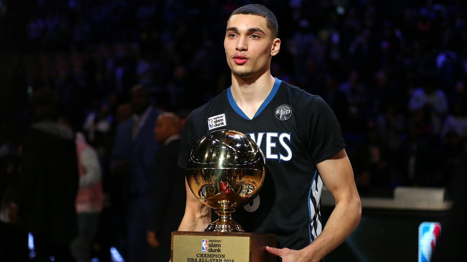 IM体育注册链接-浙江风暴席卷萨城,NBA季后赛焦点战背后的东方力量