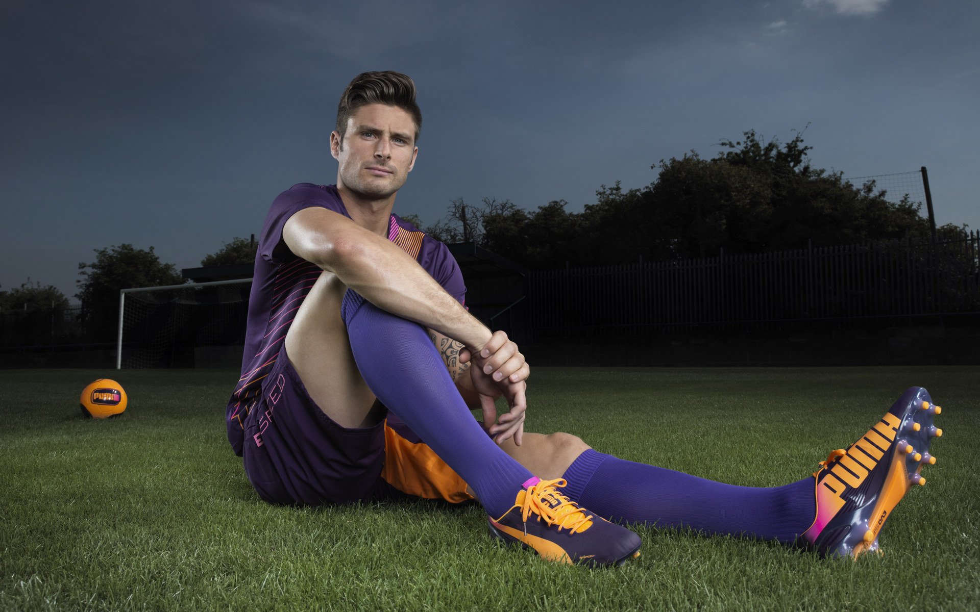 IM体育下载-伊萨克爆发撕裂防线,阿尔及利亚战术打穿乌拉圭的启示