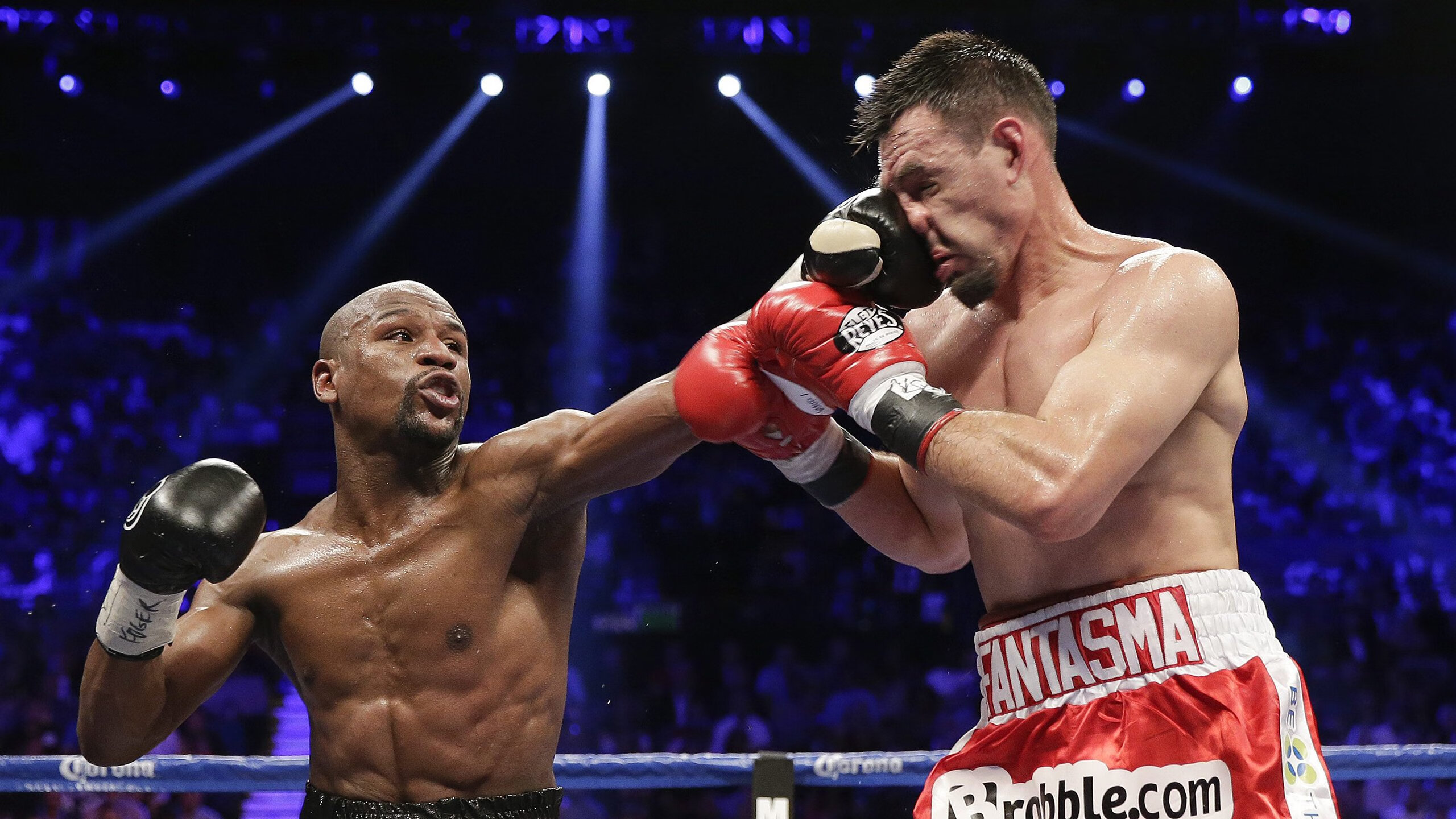 IM体育社区互动入口-黄潜风暴席卷洪都拉斯，萨卡关键节点连击定乾坤